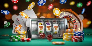 Layar mesin slot menampilkan simbol keberuntungan dan animasi menarik di slotbom77